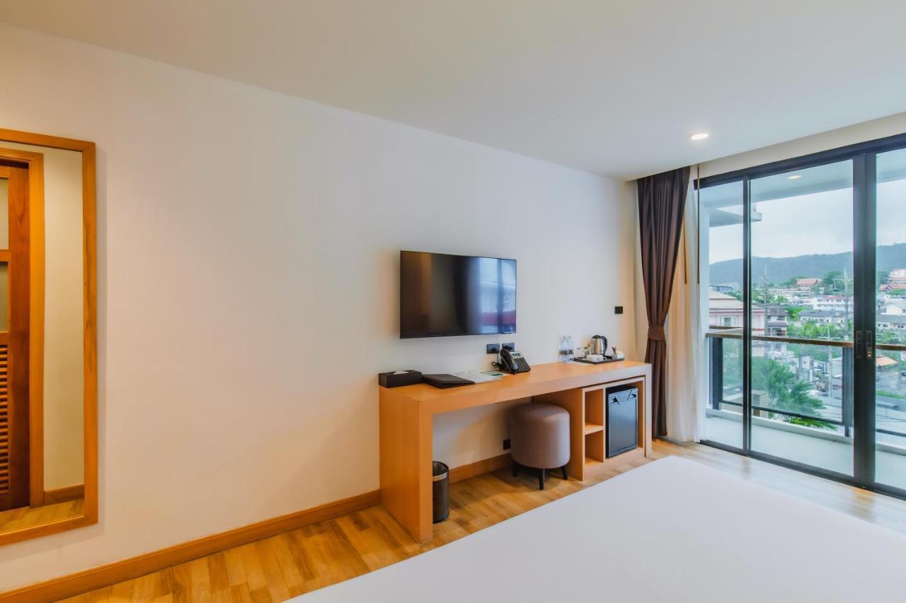 Executive Zimmer mit Kingsize-Bett - Poolblick