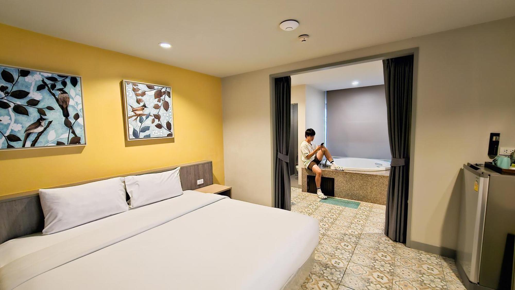 Double Room Spa Bath,1549737655:JPEG