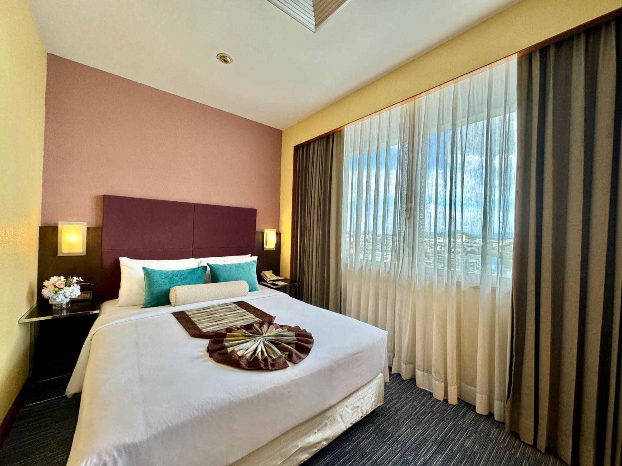 Junior Suite,1599645399:JPEG