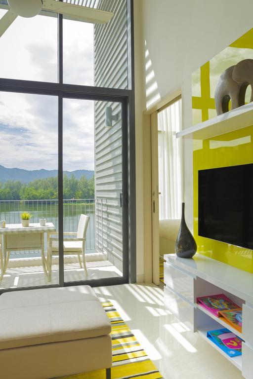 One-bedroom Loft Suite with Lagoon View